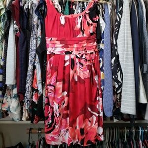 BEAUTIFUL RED FLORAL PRINT DTESS